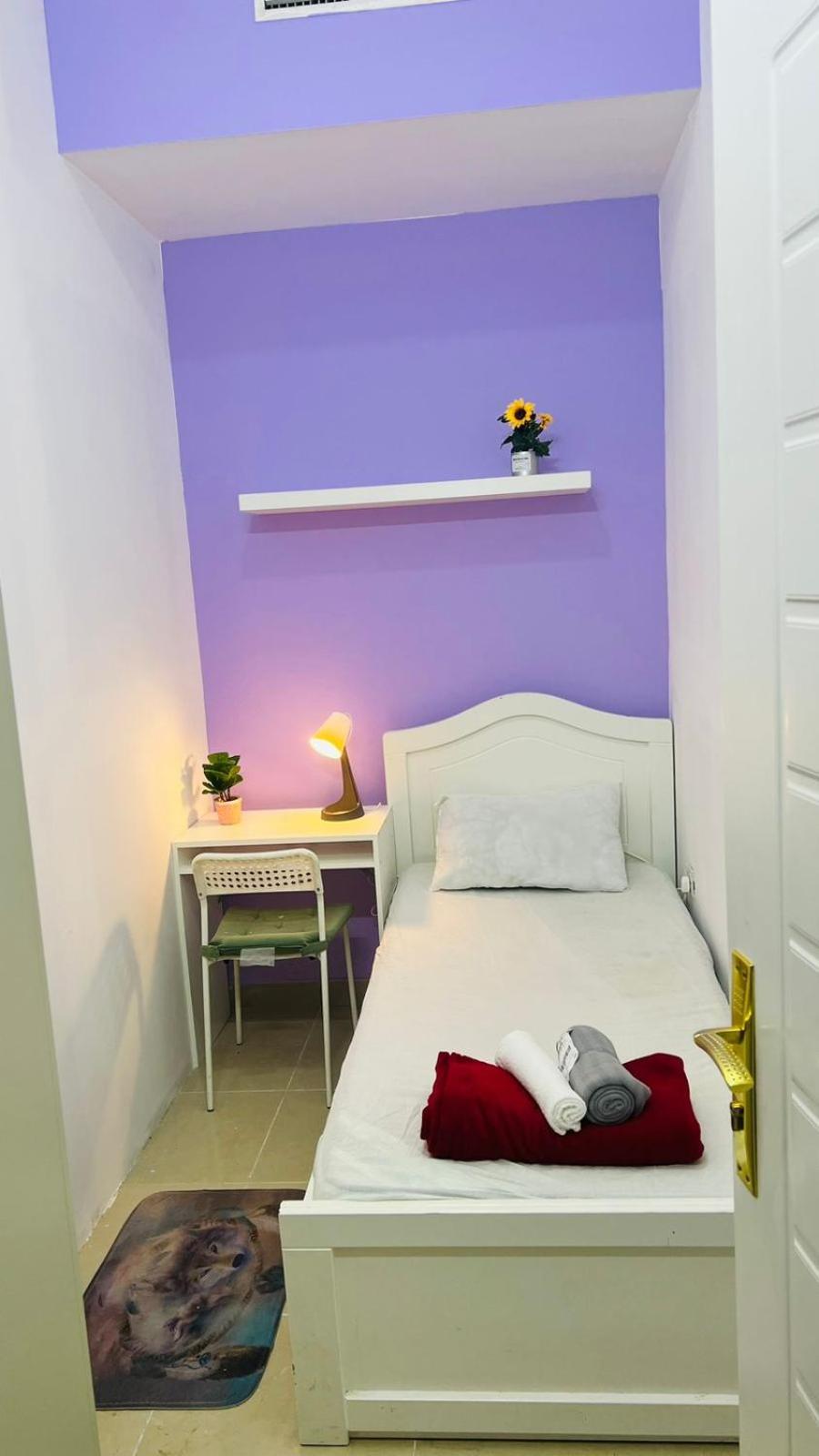 Homestay Seperate Partition In Tecom / Barsha Heights Dubai