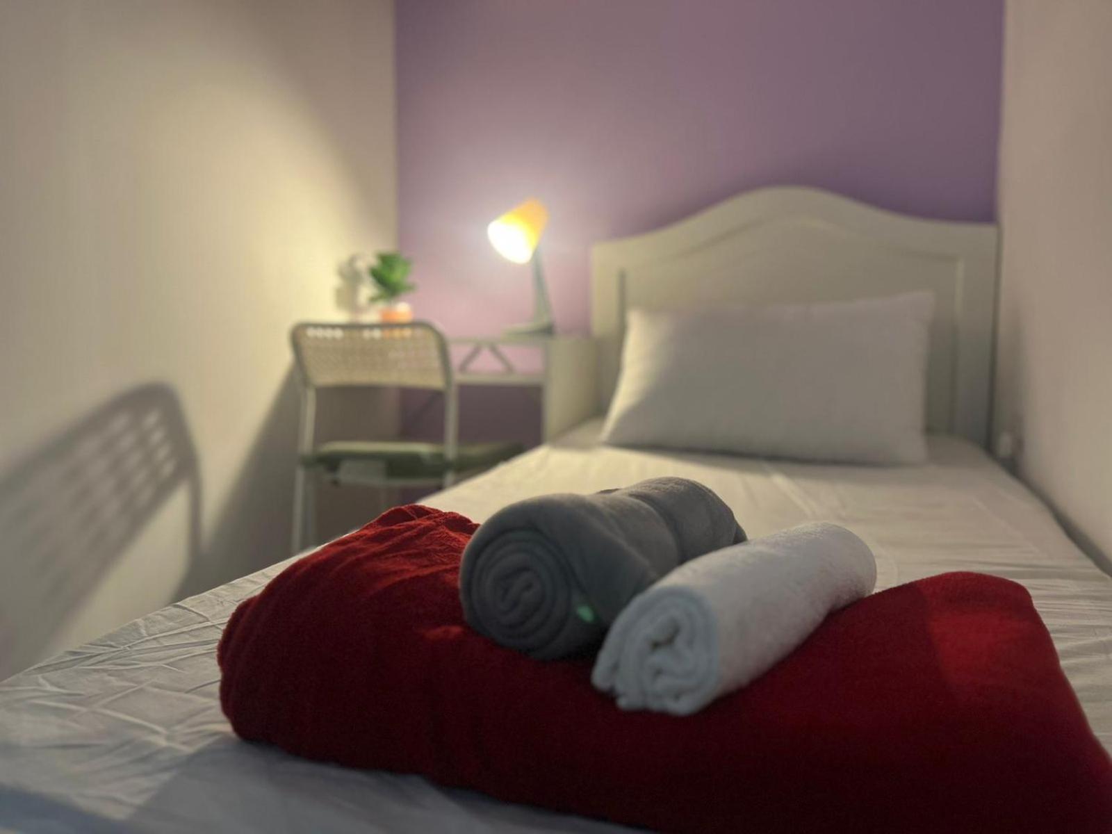 Homestay Seperate Partition In Tecom / Barsha Heights Dubai